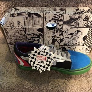 Never worn-Size 2 youth Exclusive Vans